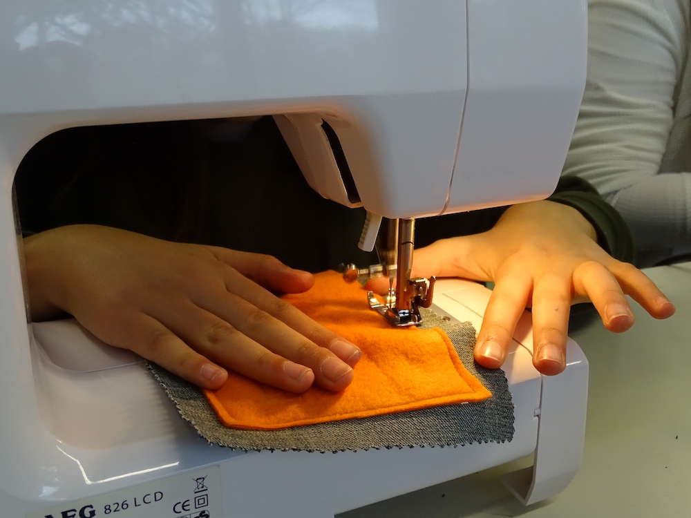 Nähen mit der Maschine AnneFrankSchule Raunheim